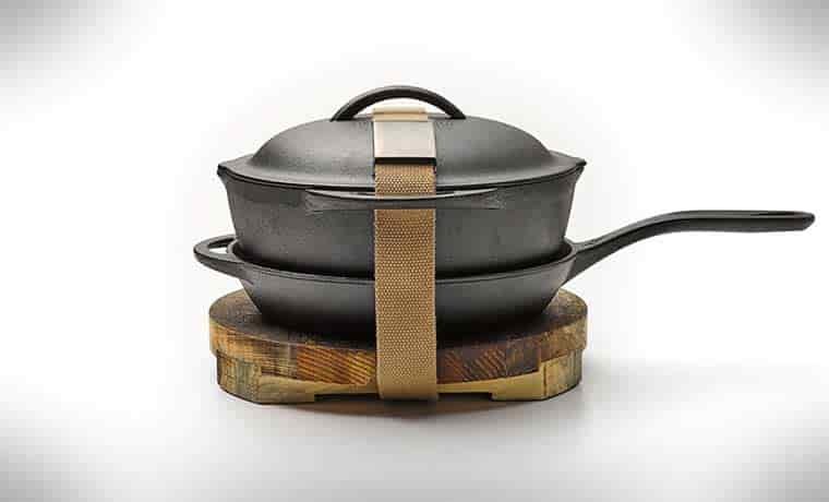 Barebones Cast Iron + Trivet Set