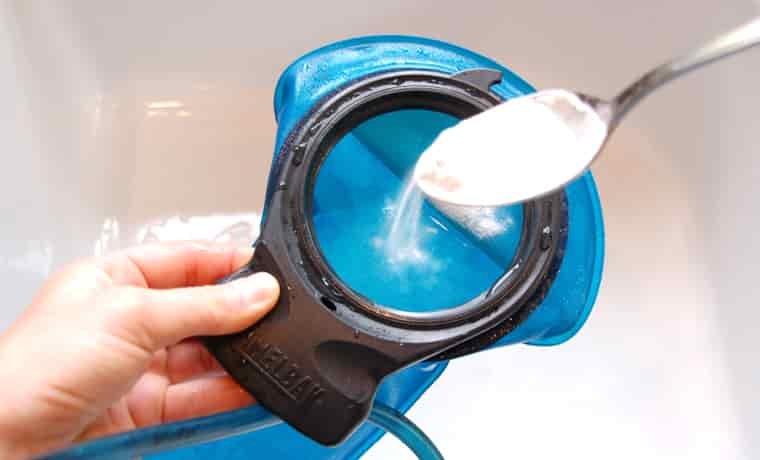 How to clean a camelbak