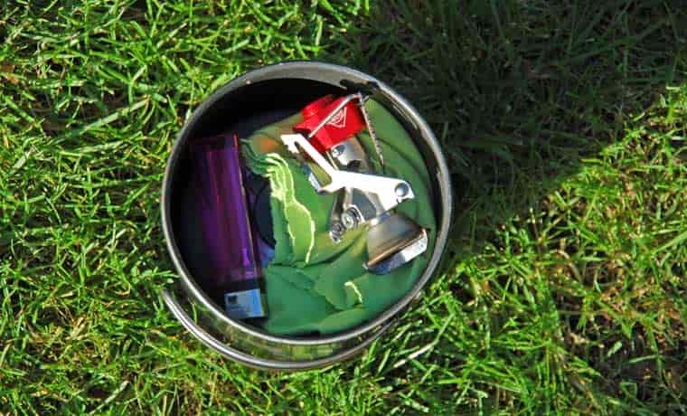 Camp cooking set