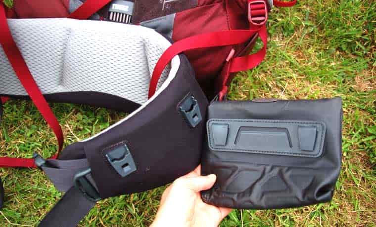 Removable hip pocket