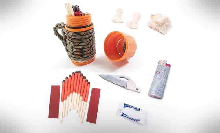 8 in 1 Emergency Fire Starter Kit