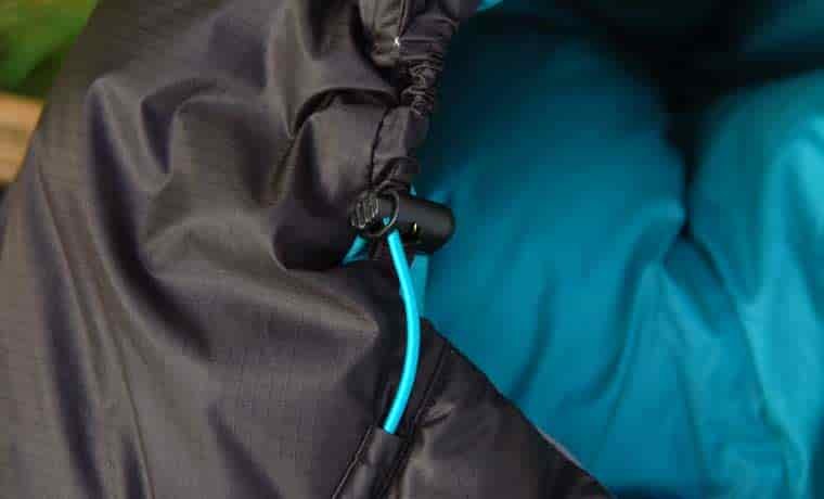 Hood drawcord