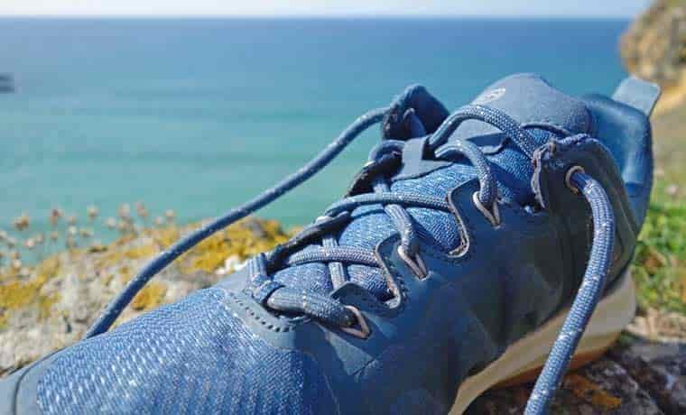 Shoe laces