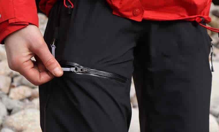 Thigh pocket on waterproof pants