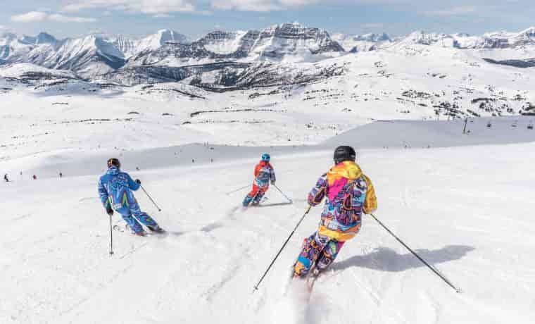 Group of skiers