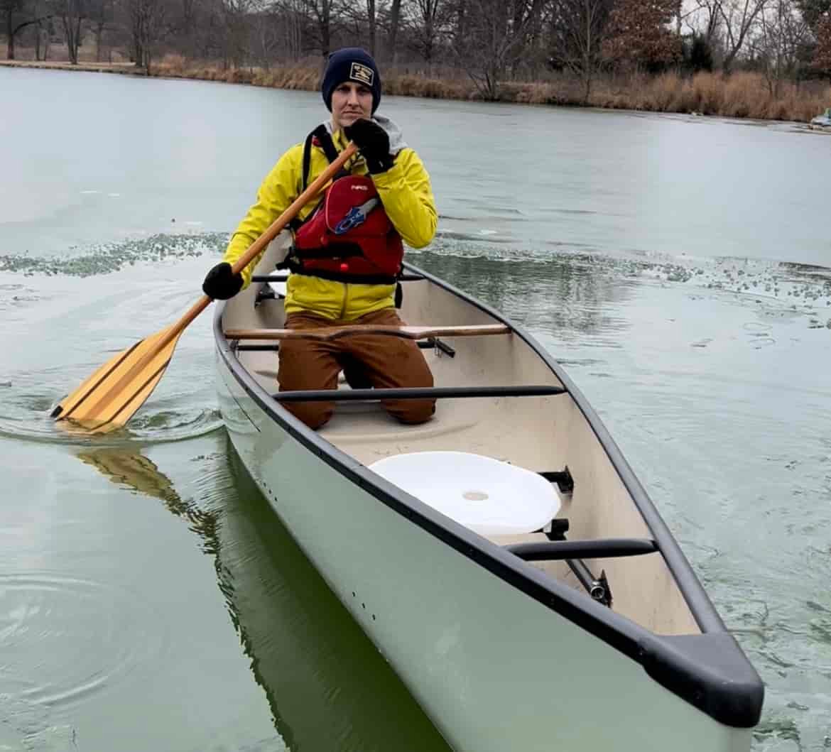 Paddling backwards in a canoe 3