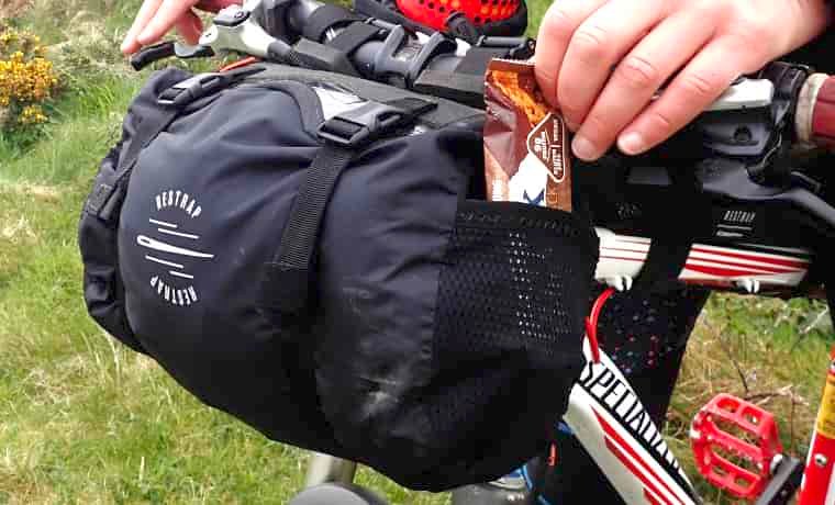 Handlebar bag pocket