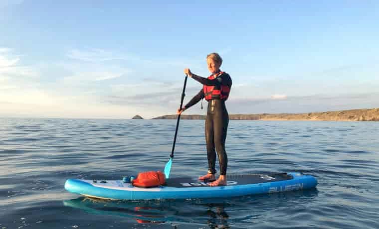 Switching paddle hands 