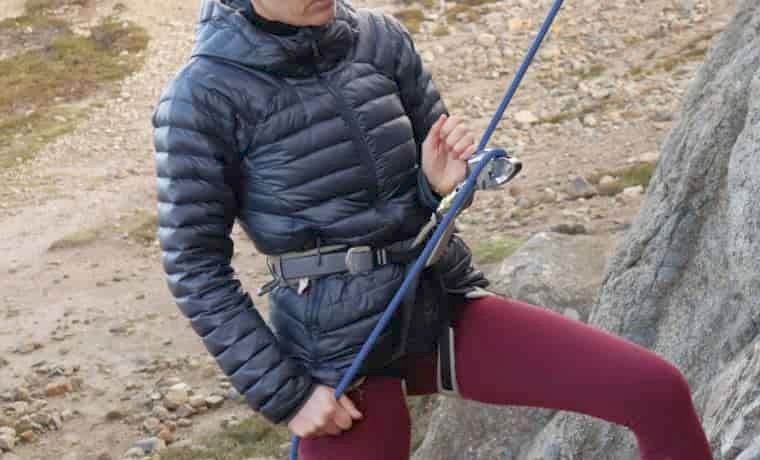 Lowering a climber with a grigri 2