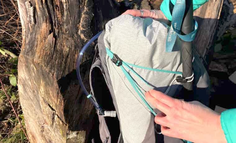 Backpack compression straps