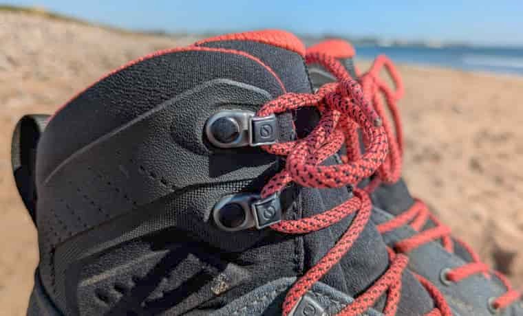 Hiking boot laces