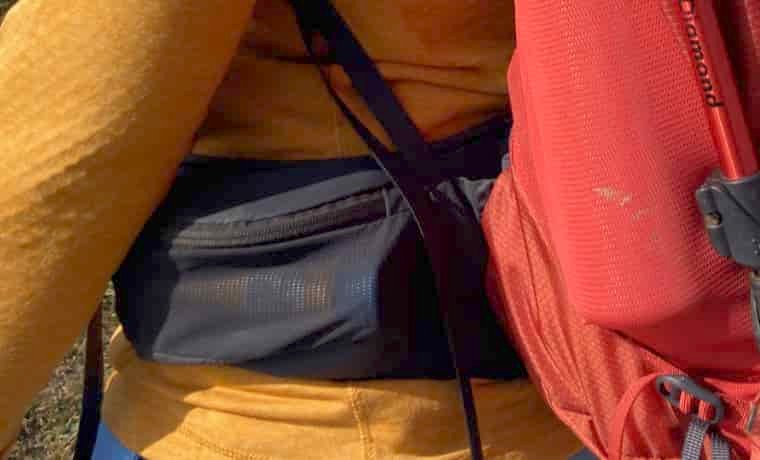 Hip belt pocket